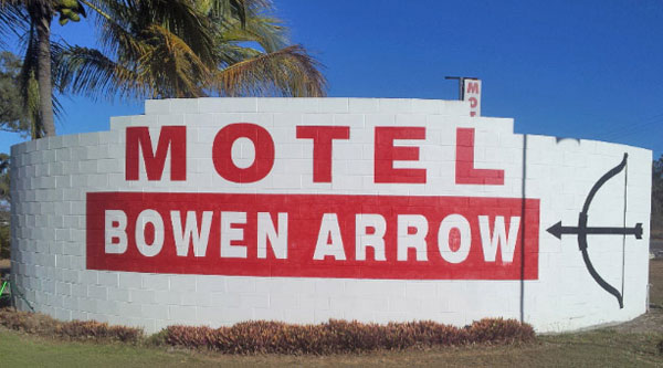 Accommodation bowen motel arrow 