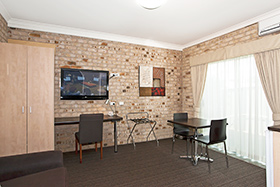 Executive Spa Room at Highlander Motor Inn