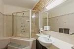 Executive Queen Spa Room - Bathroom